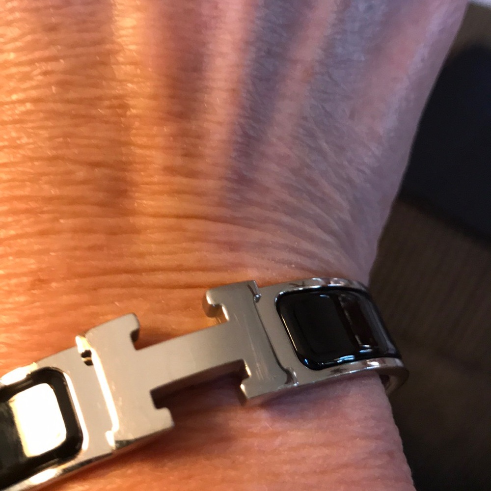 Hermès click clac bracelet
